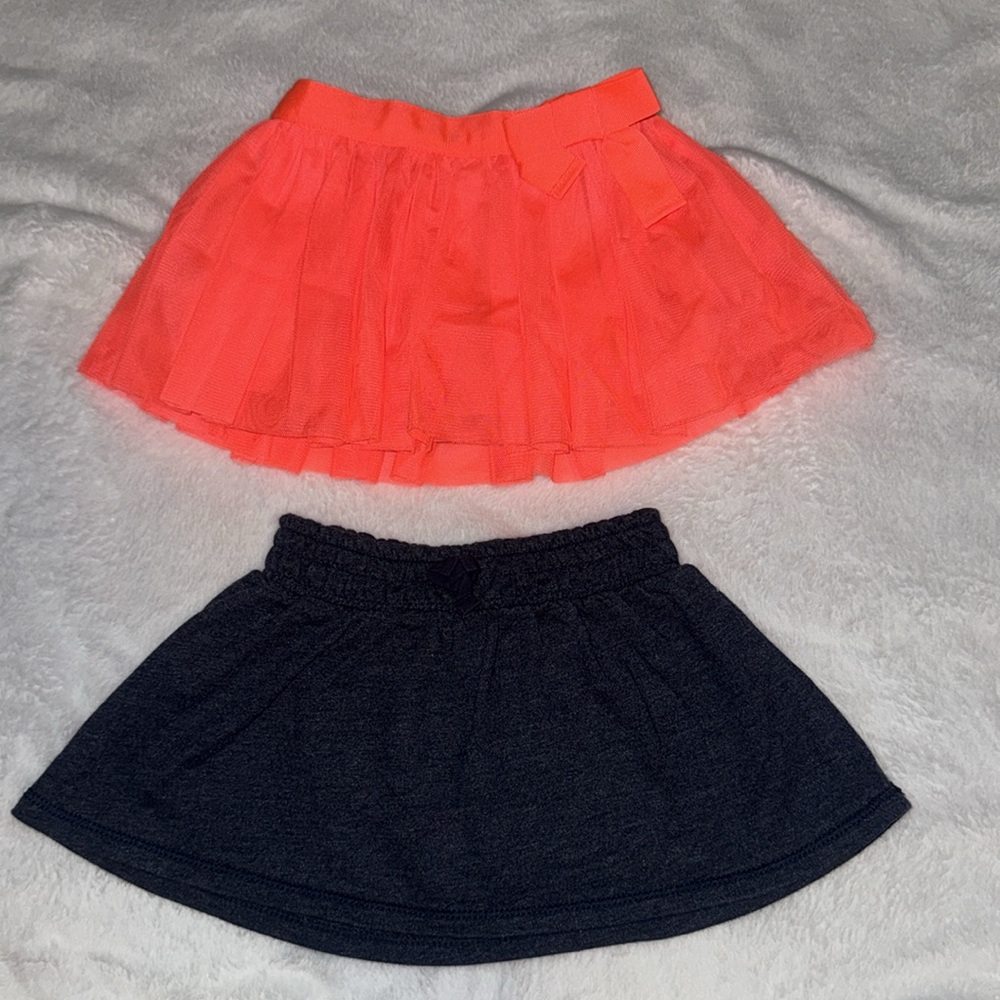 Baby Girl Bundle of 2 Skirts and 5 Shorts Size 12 Months - Picture 2 of 3